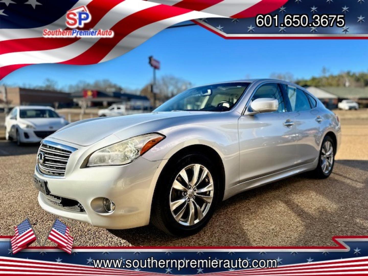 2012 SILVER INFINITI M37 BASE (JN1BY1AP3CM) , located at 922 W. Beacon St., Philadelphia, MS, 39350, (601) 650-3675, 32.770447, -89.127151 - Photo#2